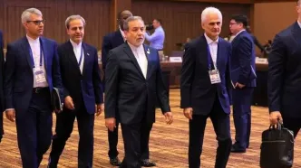 عراقچی: بازگشت قطعنامه‌های لغو شده شورای امنیت قانونی نیست