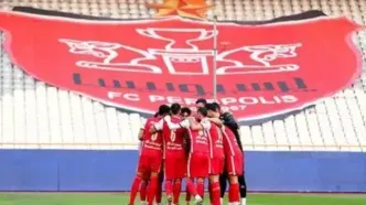غم در چهره، تعهد در دل؛ وحید همچنان سکاندار پرسپولیس