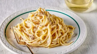 وقتی سس پاستا جایزه نوبل می‌برد!