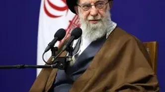 رهبر انقلاب: ‌ درس میرزای نائینی در نجف به فارسی بود و عرب‌ها را هم جذب می‌کرد