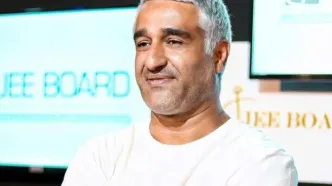 سلفی جدید پژمان جمشیدی در کنار دوستانش بعد از تماشای فوتبال