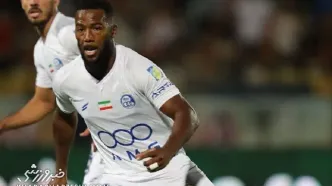 مهاجم استقلال باز هم از لیست خط خورد