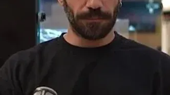 محمد ولی زادگان: 30 بار از حامد بهداد چک خوردم!