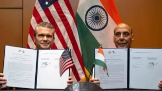وزیر جنگ آمریکا از توافق ۱۰ ساله دفاعی با هند خبر داد