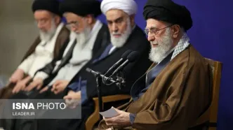 دیدار دست‌اندرکاران کنگره بین‌المللی علامه نائینی با رهبر انقلاب