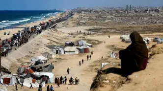 برگزاری مراسم عروسی دسته‌جمعی در میان ویرانه‌های غزه + تصاویر