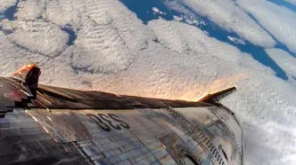 تصاویری از ورود مجدد استارشیپ به جَو زمین