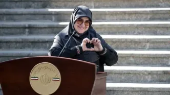 عکس؛ ژست قلبی فاطمه مهاجرانی پربازدید شد