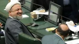 حمید رسایی: تمام امضاهای آقای عارف غیرقانونی است