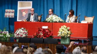 نشست رونمایی از کتاب دربارهٔ نقاشی های آیدین آغداشلو با حضور خودش/ گزارش تصویری