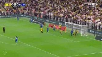 ویدیو: گل اول الهلال به الاتحاد با گل به خودی دومبیا