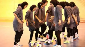 تمرین ملی‌پوشان فوتسال بانوان با توپ رسمی جام جهانی