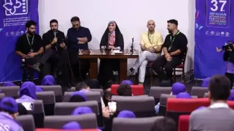 دانش‌آموزان شهید جنگ ۱۲ روزه می‌توانستند مخاطبان این جشنواره باشند!/ انرژی بچه ها در جشنواره مرا به وجد آورد