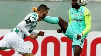 جنگ نافرجام فوتبالیست بداقبال با واکسن کرونا!