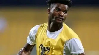 هافبک مغضوب به لیست استقلال برمی‌گردد