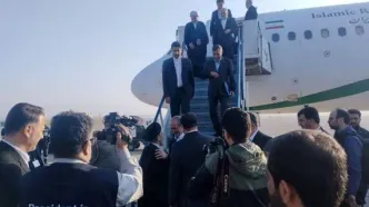 پزشکیان: بدون نقشه راه توسعه امکانپذیر نیست / مشکلات کشور با کمک نخبگان قابل حل است