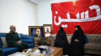 اعطای درجه سپهبدی به شهیدان غلامعلی رشید و علی شادمانی