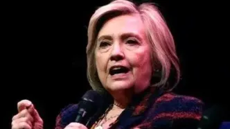 کلینتون: ترامپ دولت آمریکا را گروگان گرفته است