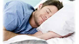 ۹ خوراکی که دشمن خواب شما هستند