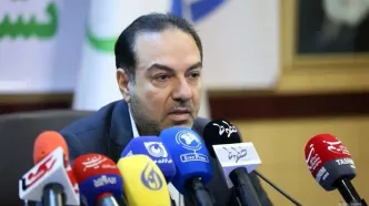 اعتراض شدید و عذرخواهی عضو دولت از برخورد معاون وزیر بهداشت با یک خبرنگار + عکس