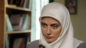 رویا جاویدنیا با تیپ پاییزی، مفهوم پیری را به چالش کشید: ۶۰ سالگی و استایلی فراتر از زمان!