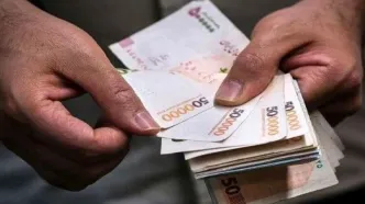 زمان دقیق واریز یارانه نقدی آبان | ارزش دلاری یارانه ۴۰۰ هزار تومانی چقدر شد؟