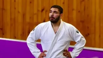 طاهرخانی نماینده گابن را ضربه فنی کرد