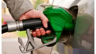 افزایش نرخ بنزین با کارت اضطراری/ دولت مردم را به استفاده از کارت سوخت شخصی تشویق می‌کند