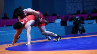 پیروزی امامی مقابل کشتی‌گیر قرقیز/ یونس به نیمه‌نهایی رسید