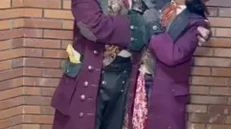 بهنوش طباطبایی و هوتن شکیبا در پشت‌صحنه نمایش «اولیور توئیست»