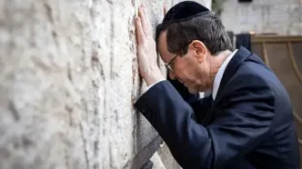 اسرائیل در لبه پرتگاه