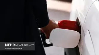 حذف ناگهانی سهمیه بنزین نوشماره‌ها: آیا نرخ سوم فقط بهانه‌ای برای حذف امتیازات است؟