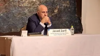 ظریف: آمریکا خیال تسلیم بی‌قیدوشرط ایران را رها کند و به مذاکرات واقعی روی آورد/ ایران و غرب منافع حیاتی مشترکی در پرهیز از رویارویی دائمی دارند/ امنیت ما به ‌طور ذاتی به هم پیوسته است؛ هیچ ملتی نمی‌تواند امنیت خود را بر ناامنی دیگران بنا کند