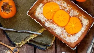 طرز تهیه کیک خرمالو مخصوص روزهای پاییزی