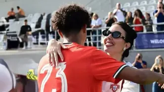 حضور جورجینا رودریگز و مادر رونالدو در مراسم قهرمانی تیم ملی پرتغال+ تصاویر