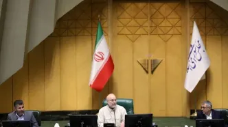 ابلاغ قانون حذف چهار صفر از پول ملی توسط رئیس مجلس