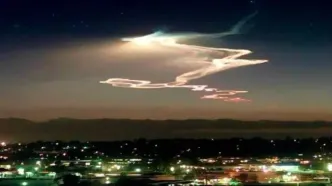 شلیک موشک اسرار آمیز ایران