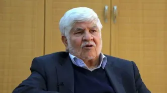 اختلافات گروه‌های سیاسی برای 80 درصد مردم مهم نیست / وظیفه فعالان سیاسی با مردم بودن است نه «بَر مردم» بودن