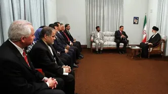 تصاویری قدیمی از دیدار هوگو چاوز با رهبر انقلاب + عکس