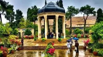 فال حافظ امروز دوشنبه ۱۹ آبان ۱۴۰۴ | دل را رها کن تا عشق راه خود را پیدا کند