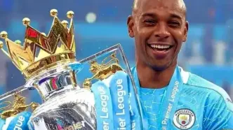 فرناندینیو اسطوره منچستر سیتی از دنیای فوتبال خداحافظی کرد