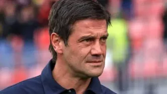 ماجرای سیگار کشیدن سرمربی آبی‌ها پس از پایان بازی