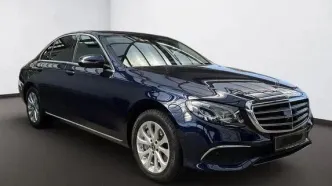 قیمت قطعی دو مدل بنز در ایران اعلام شد