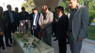 بازدید معاون وزیر ورزش از زمین چمن مصنوعی شادگان