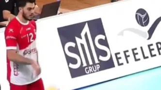 کاپیتان تیم ملی با پیراهن صابر کاظمی