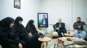 دیدار لاریجانی با خانواده‌ شهید خاص جنگ ۱۲ روزه