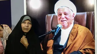 در مورد سقوط بالگرد رئیسی روایت کذب می سازند، با آنها برخورد نمی‌شود اما فائزه هاشمی را بخاطر ادعای مشابه احضار می کنند