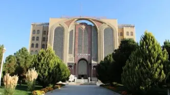 ویدئو عجیب از یک مراسم رونمایی در دانشگاه آزاد