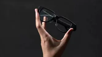 رونمایی از عینک هوشمند جدید لنوو؛ گجتی برای حرف زدن، ترجمه و سخنرانی!