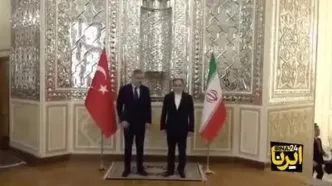استقبال عراقچی از وزیر خارجه ترکیه + ویدیو